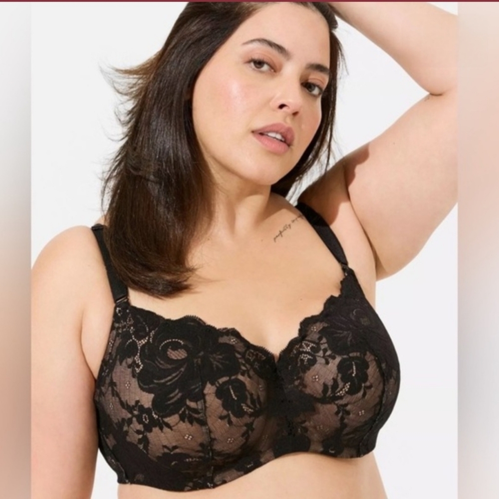Torrid 360 Back Smoothing Lightly Lined Full Coverage Balconette Bra Size 48D